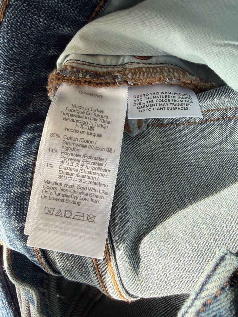 Madewell Petite Kick Out Crop Jeans - Picture 7 of 14
